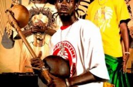Visuel du podcast : Le son des mapanes (Rap du Gabon) — Sweet Caroline #34